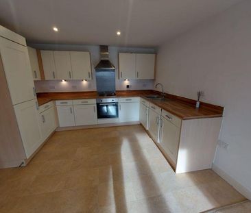 2 bedroom apartment to rent - Photo 6