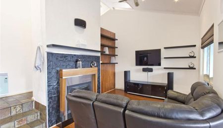 9 Swallow Avenue, Modbury Heights - Photo 2