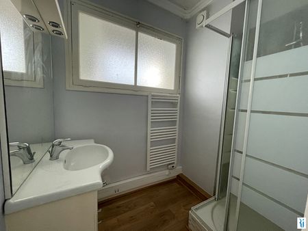 Location Appartement 3 pièces 76m² - Photo 3