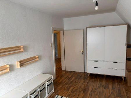 3 ZKB - top Lage mit kompletter Einbauküche u.Gartenmitnutzung - Photo 4