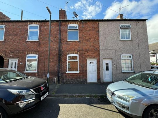 2 bedroom terraced house to rent - Photo 1