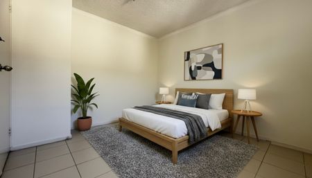 TOWN HOUSE 2 BEDROOMS - Photo 2