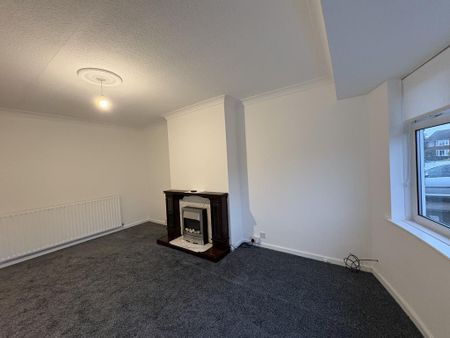 2 bedroom semi-detached bungalow to rent - Photo 2