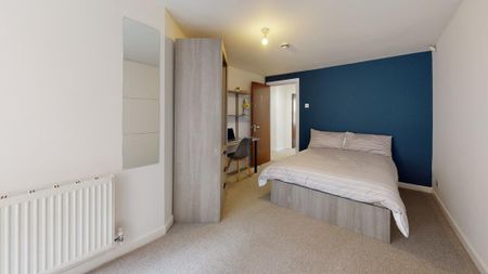 1 bedroom in a house share to rent - Photo 5