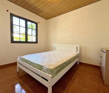 Location Maison 5 pièces 86m² ST PIERRE 97410 - Photo 2