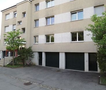 Spacious living in Neufeld guaranteed - Photo 2