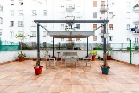 Alquiler de piso en Calle Salazar Jeneralaren - Photo 2