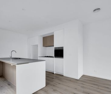 Modern Comfort & Style in the Heart of Aintree – 3-Bedroom Townhous... - Photo 5