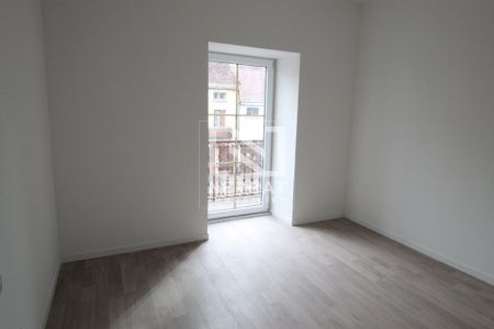 Location Maison 2 pièces 42m² LOUHANS 71500 - Photo 3