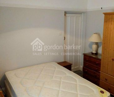 1 bedroom ground floor flat to rent - Photo 2