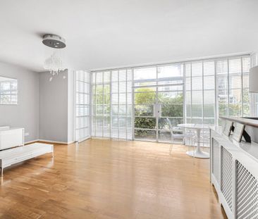 Roy Square, London, E14 8BY - Photo 1