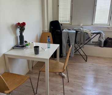 Fågelviksvägen, Norsborg - Photo 1