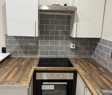 1 Bed Flat, Moreton Road, CR2 - Photo 3