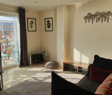 1 bedroom flat to rent - Photo 2