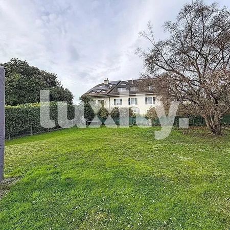 Family apartment with large private garden - Photo 4