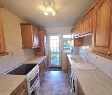 Laurel Close, Hemel Hempstead, HP2 - Photo 3