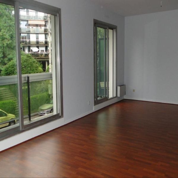 Location Appartement 4 pièces 79m² CHAMALIERES 63400 - Photo 1