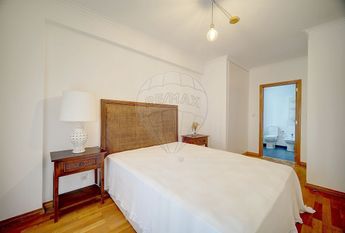Apartamento T4 em Lisboa