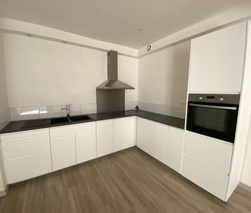 Location appartement 3 pièces, 71.37m², Castelnaudary - Photo 1