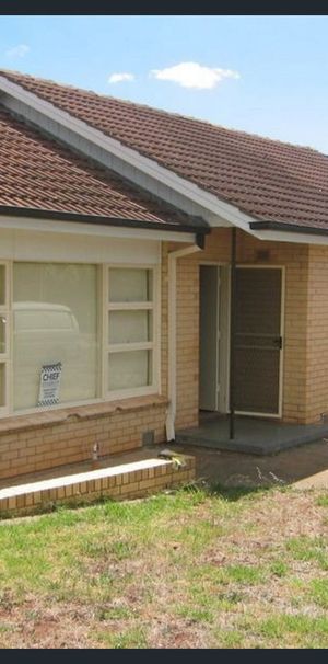 3 Bedroom Home On Large Corner Block - Photo 2