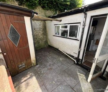 2 bedroom property to rent in Lympstone - Photo 4