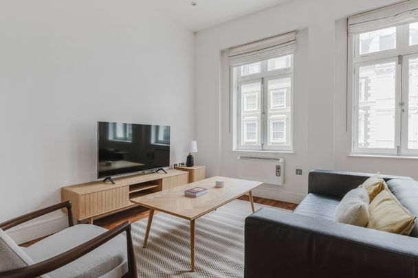 Queensborough Terrace - Photo 1