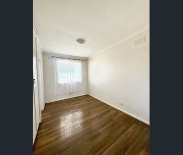 Effortless First-Floor Living in a Prime Lifestyle Location - Photo 1