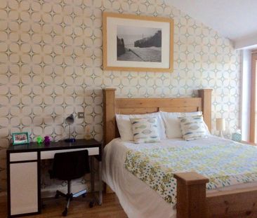 3 bedroom penthouse to rent - Photo 5