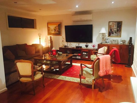 Oakleigh South - Photo 1