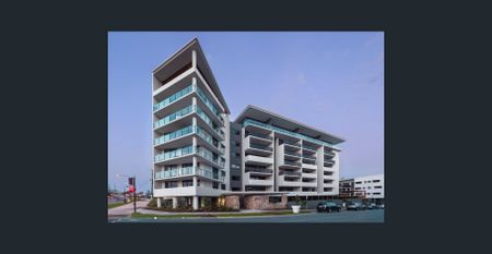 EXECUTIVE STYLE - SECOND FLOOR - 2 BEDROOM APARTMENT + MPR - Photo 2