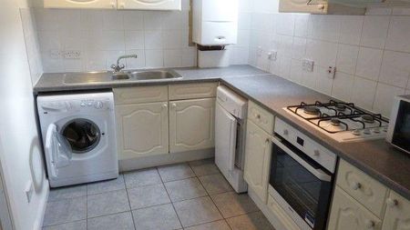 2 bedroom flat to rent - Photo 5
