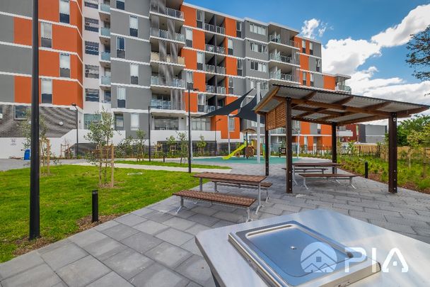 Block B, nearly new modern 2-bedroom apartment with timber flooring in the bedroom, Now Leasing!!! - Photo 1