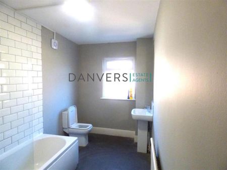 3 bedroom terraced house to rent - Photo 5