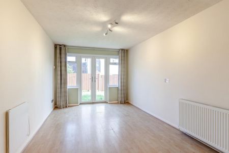 5 bedroom detached house to rent - Photo 3