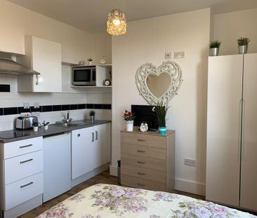 Studio Flat, Eade Road, N4 - Photo 1