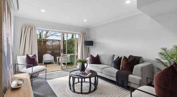 Stylish Three Bedroom in Hamilton East - Photo 1