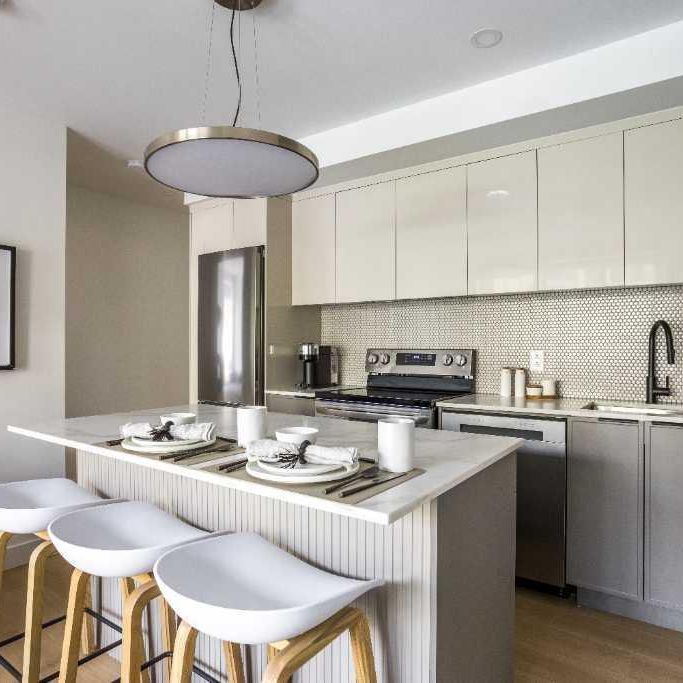 Condo locatif neuf 1 chambre – Entièrement meublé et équipé - Photo 1