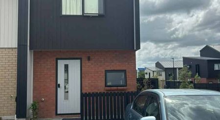 Brand-New 2-Bedroom Corner Townhouse – Glen Eden - Photo 5