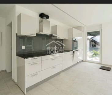 Modern garden apartment to fall in love with! - Photo 2