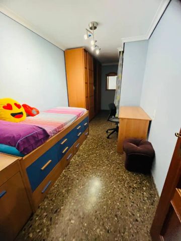 Piso de alquiler en Casco Urbano - Photo 3