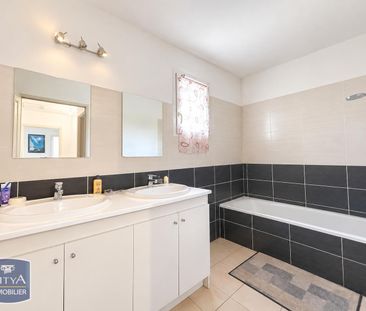 Location Maison 4 pièces 77m² FOS SUR MER 13270 - Photo 4