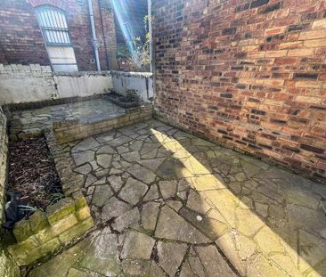 2 bedroom terraced house to rent - Photo 6