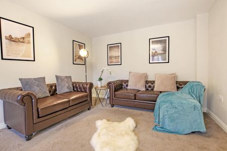 4 bedroom house to rent - Photo 3