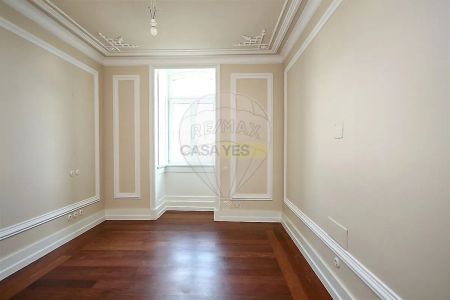Apartment T2 in Santo António, Lisboa - Foto 5