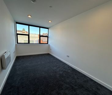 Burlington Square, Chesterfield - Photo 3