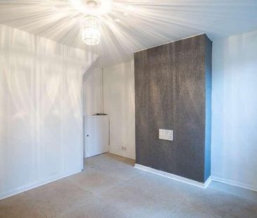 Lydia Cottages, Wrotham Road, Gravesend, Kent, DA11 - Photo 3