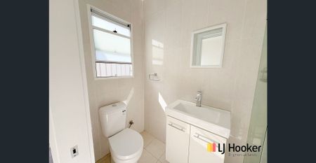 MODERN SPACIOUS STUDIO GRANNY FLAT - CLOSE TO BEACH - Photo 2