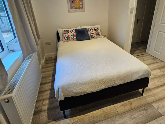 Double Room in Woolwich, London - Photo 1