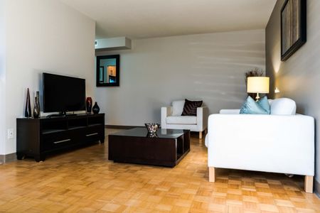 Owen Apartments - Photo 5