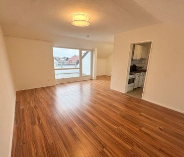 Großzügiges 1-Zimmer-Apartment im charmanten Dachgeschoss - Photo 4